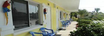 White Sands Beach Resort Holmes Beach Exterior foto